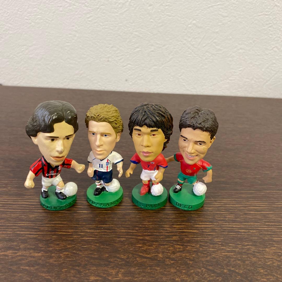 コリシアンサッカーフィギア２６体　中田英寿　中村俊輔　デルピエロ　カカ　ベッカム