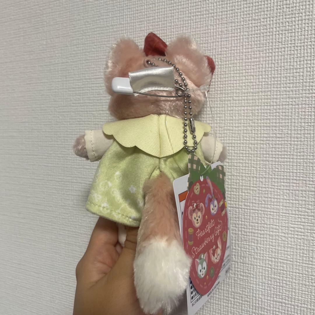 ディズニー リーナベル ハートフェルトストロベリーギフト ぬいぐるみバッジ