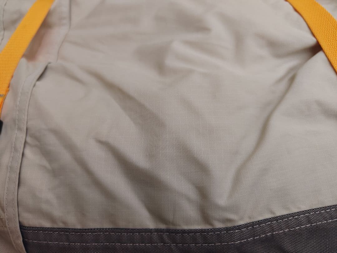 雪峰祭限定　ランドロックアイボリーブラックフレーム