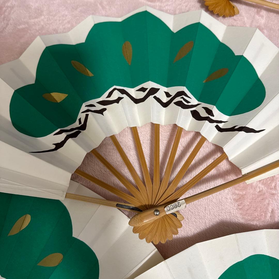 郷土芸能扇子 8本セット 緑と白　松づくし