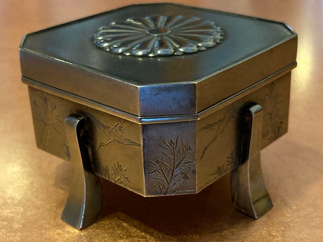 ボンボニエール皇室　唐櫃　純銀