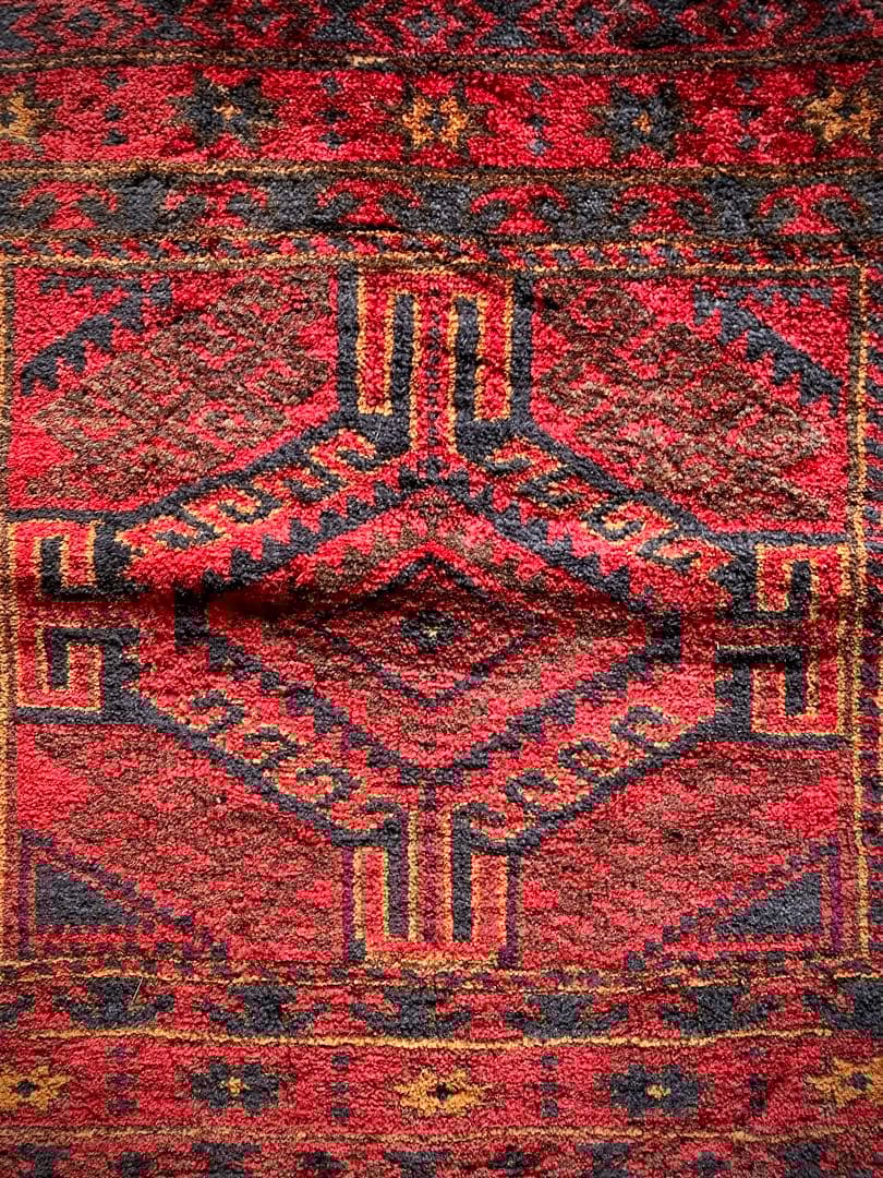 トライバルラグ　ヴィンテージラグ　アフガン　ミニラグ　バルーチ族　プリミティブ