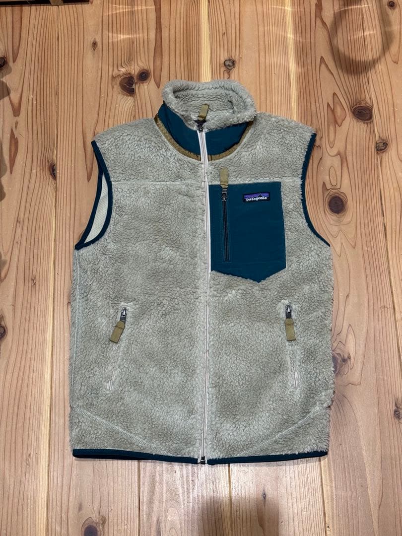 patagonia レトロXベスト XS