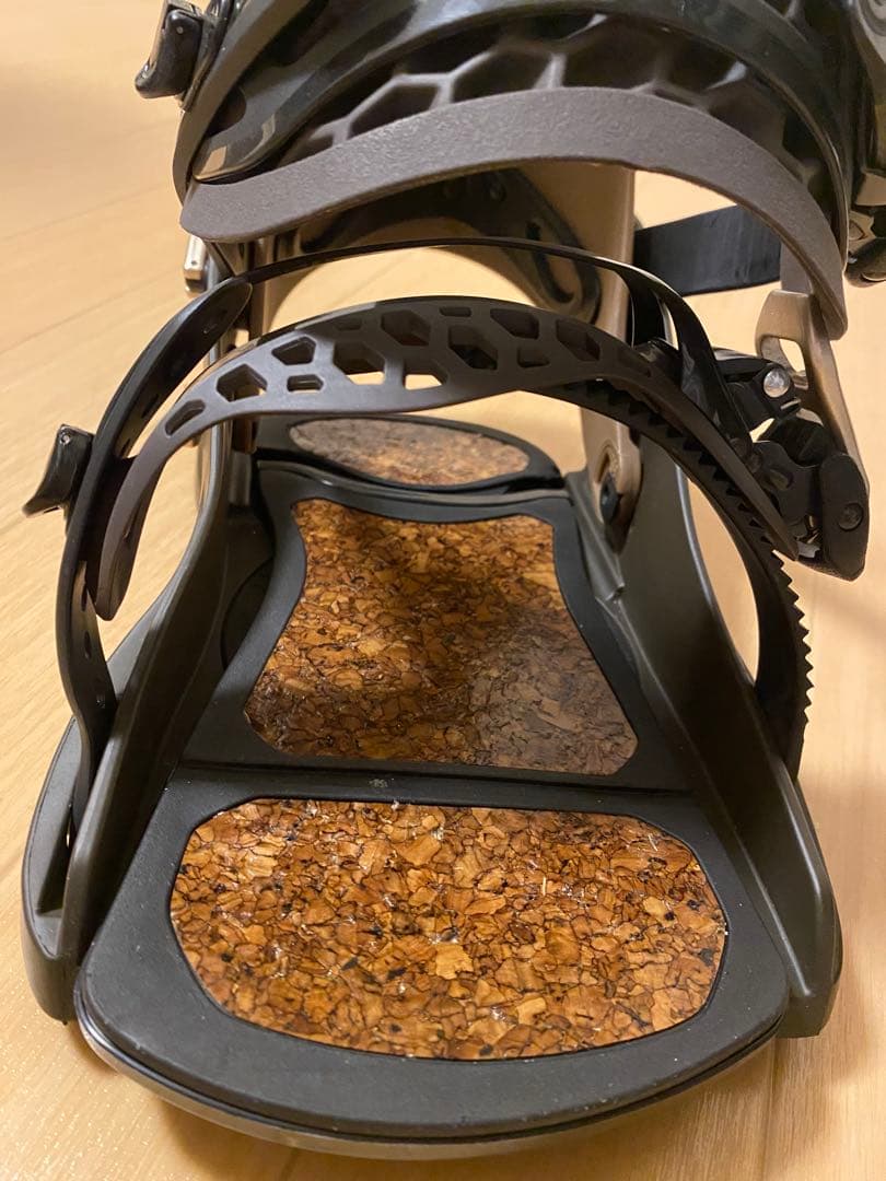 FLUX スノーボード ビンディング コルク